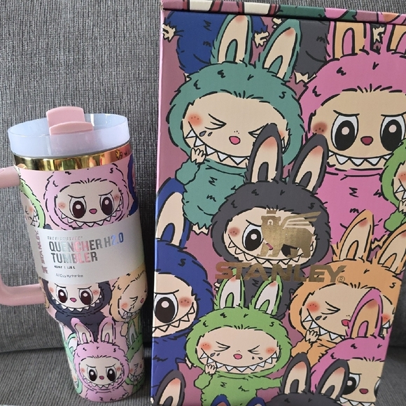 Stanley LoveShackFancy Labubu Quencher H2.0 Tumbler, 40oz. New In Collectors Box - Picture 2 of 13